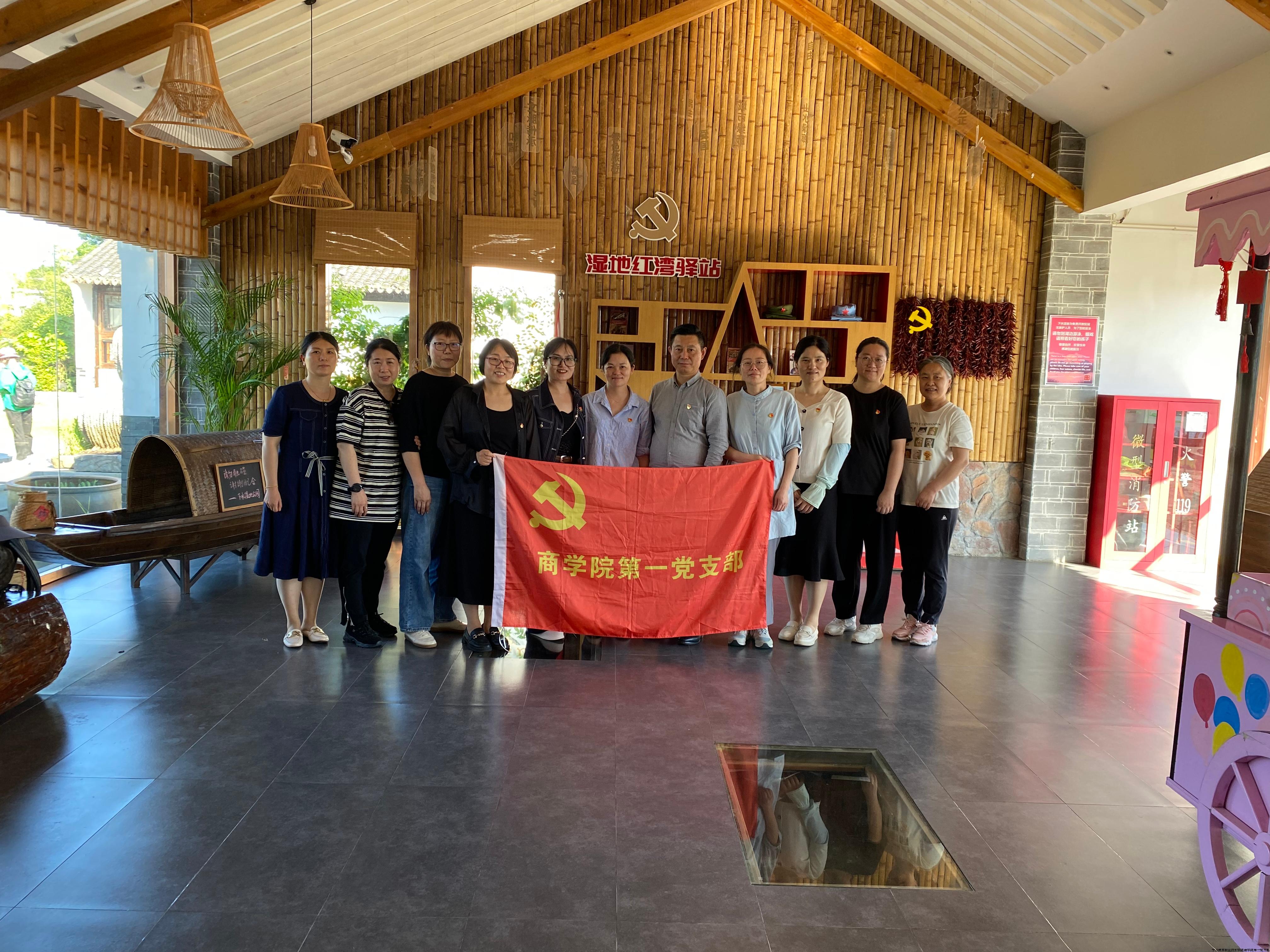 东钱湖.JPG 东钱湖.JPG