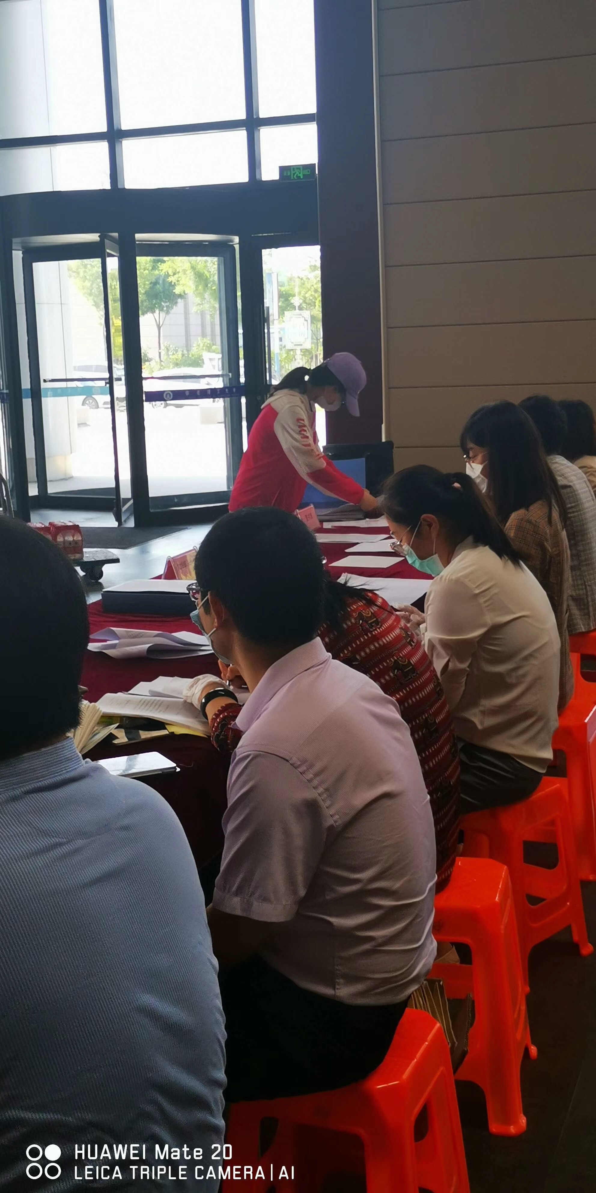 图9  哪里需要都有党员的身影.jpg 图9  哪里需要都有党员的身影.jpg