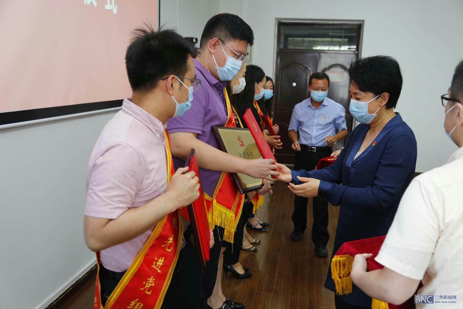 2007011128382915134.jpg 2007011128382915134.jpg