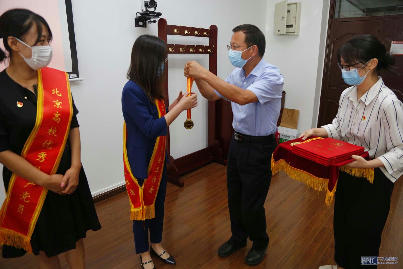 2007011128379549789.jpg 2007011128379549789.jpg