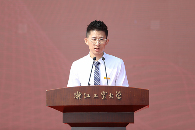 2020级研究生新生开学典礼-彭春祥代表老师发言.jpeg