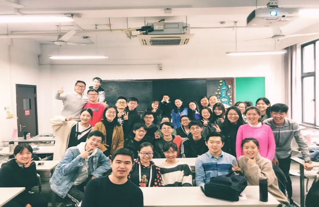 20201215文明班级17级.jpg 20201215文明班级17级.jpg