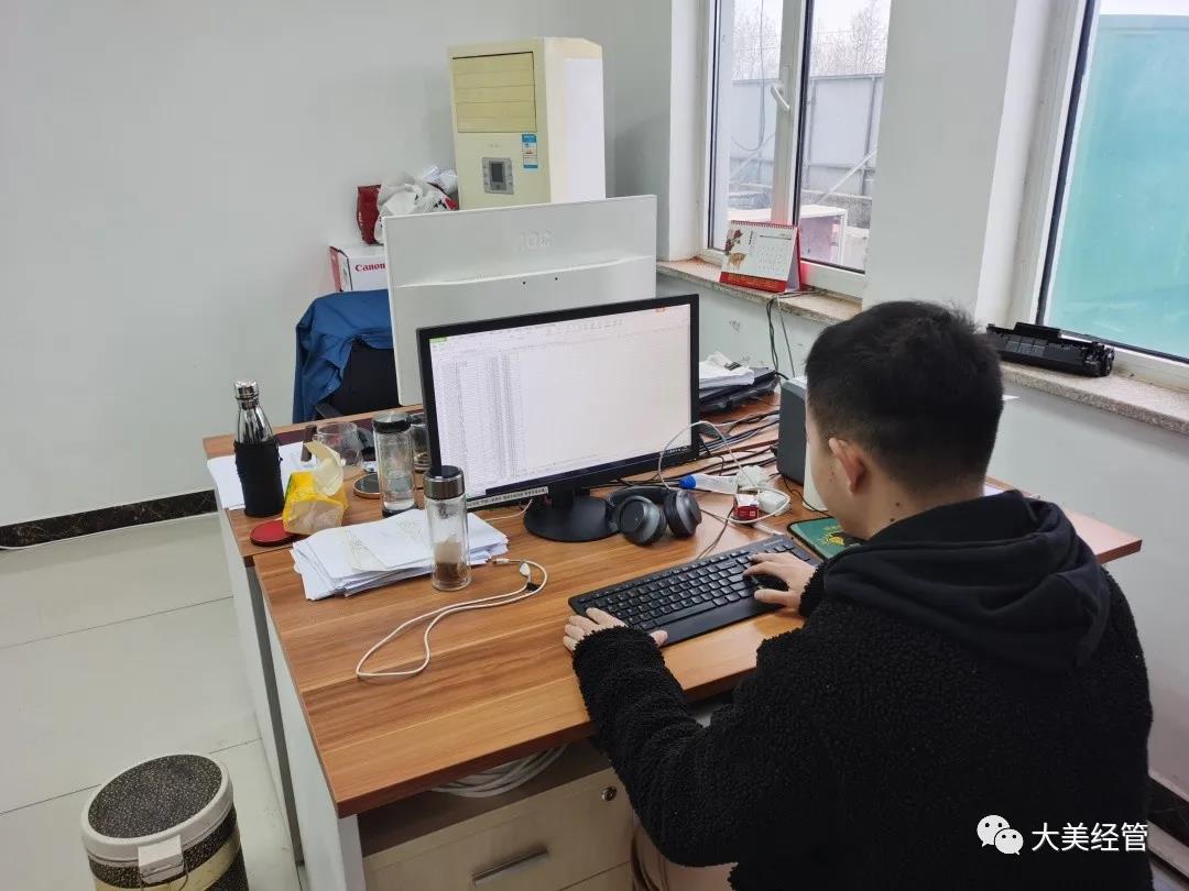 活动照片4.jpg 活动照片4.jpg