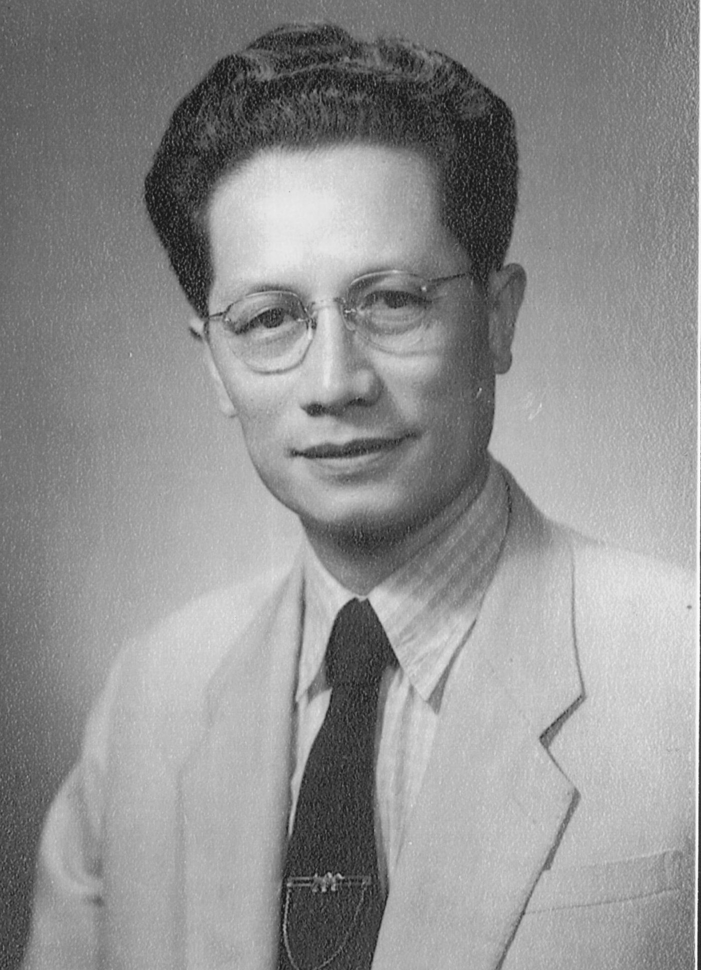 任上海第一医学院院长时的陈同生.JPG 任上海第一医学院院长时的陈同生.JPG