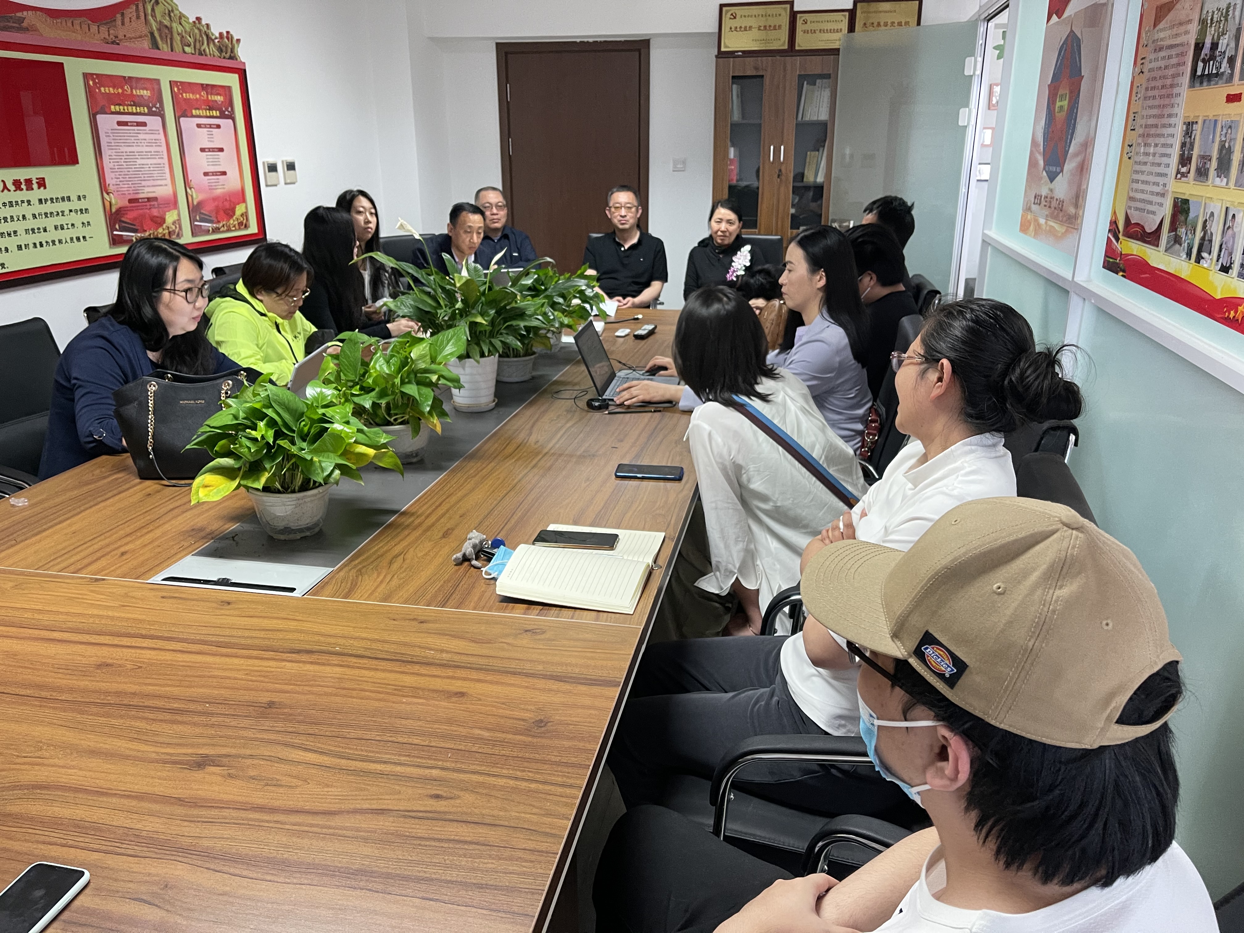 期中座谈2.JPG 期中座谈2.JPG