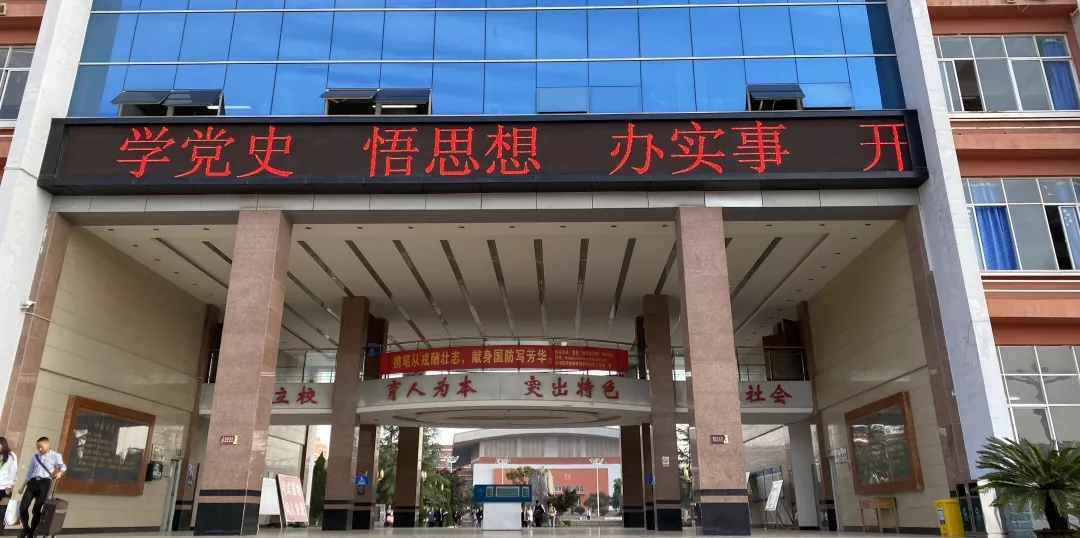 4.webp.jpg 4.webp.jpg