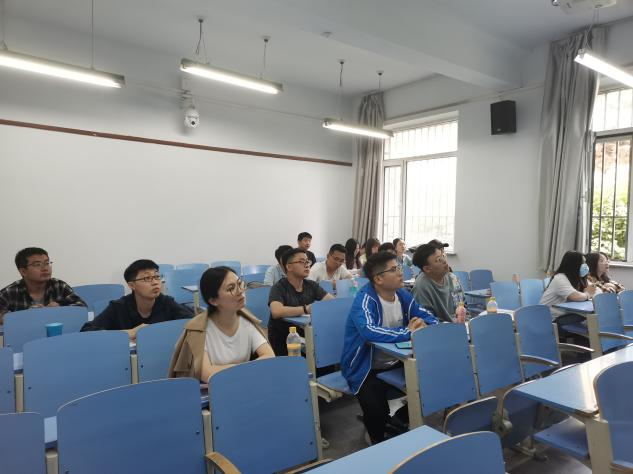 参与学习党员.png 参与学习党员.png