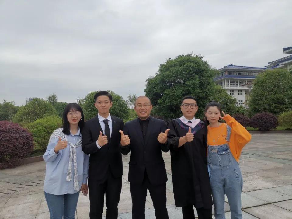 微信图片_20210623233847.jpg 微信图片_20210623233847.jpg