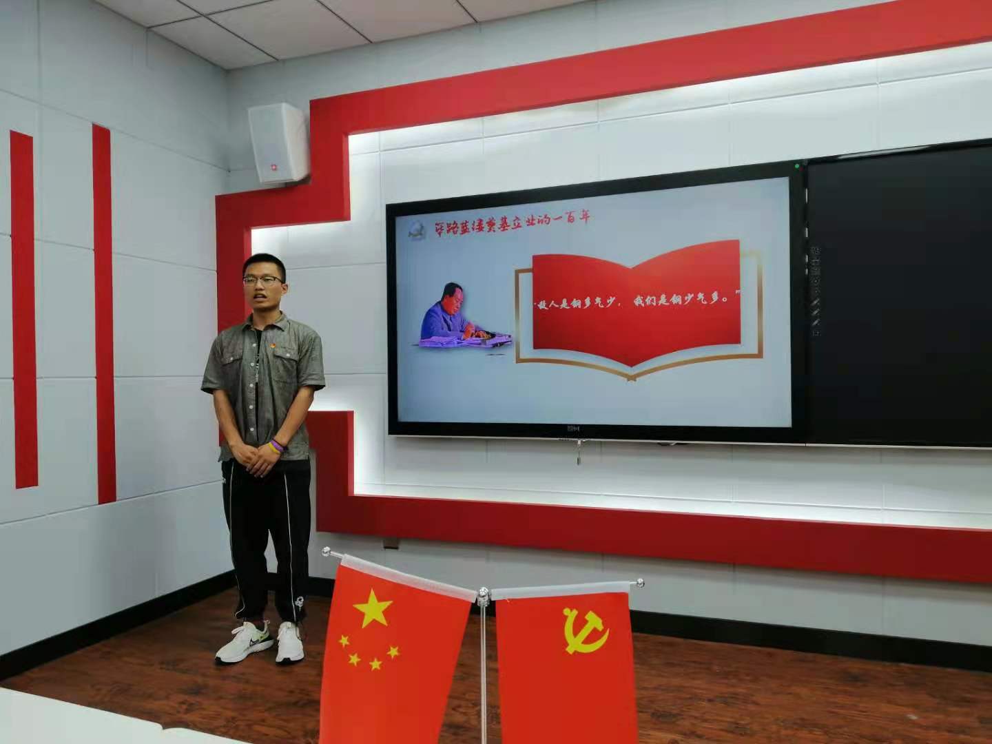 微信图片_20210617072354.jpg 微信图片_20210617072354.jpg
