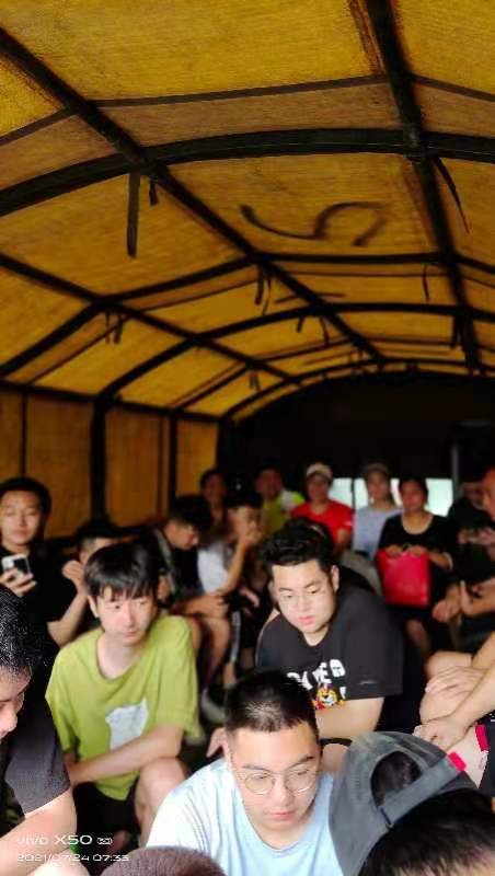 尚非1.jpg 尚非1.jpg