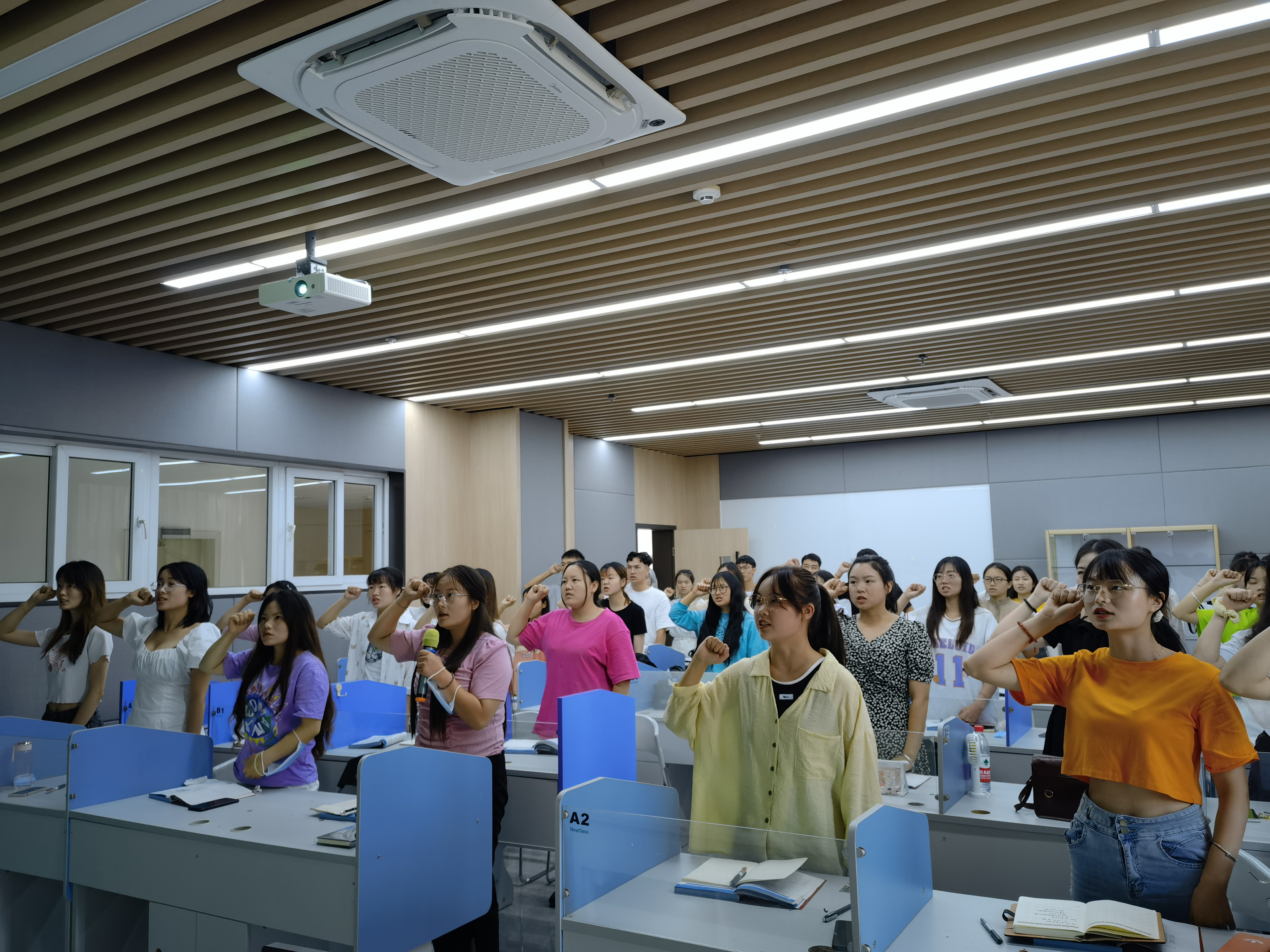 微信图片_20210906214517.jpg 微信图片_20210906214517.jpg