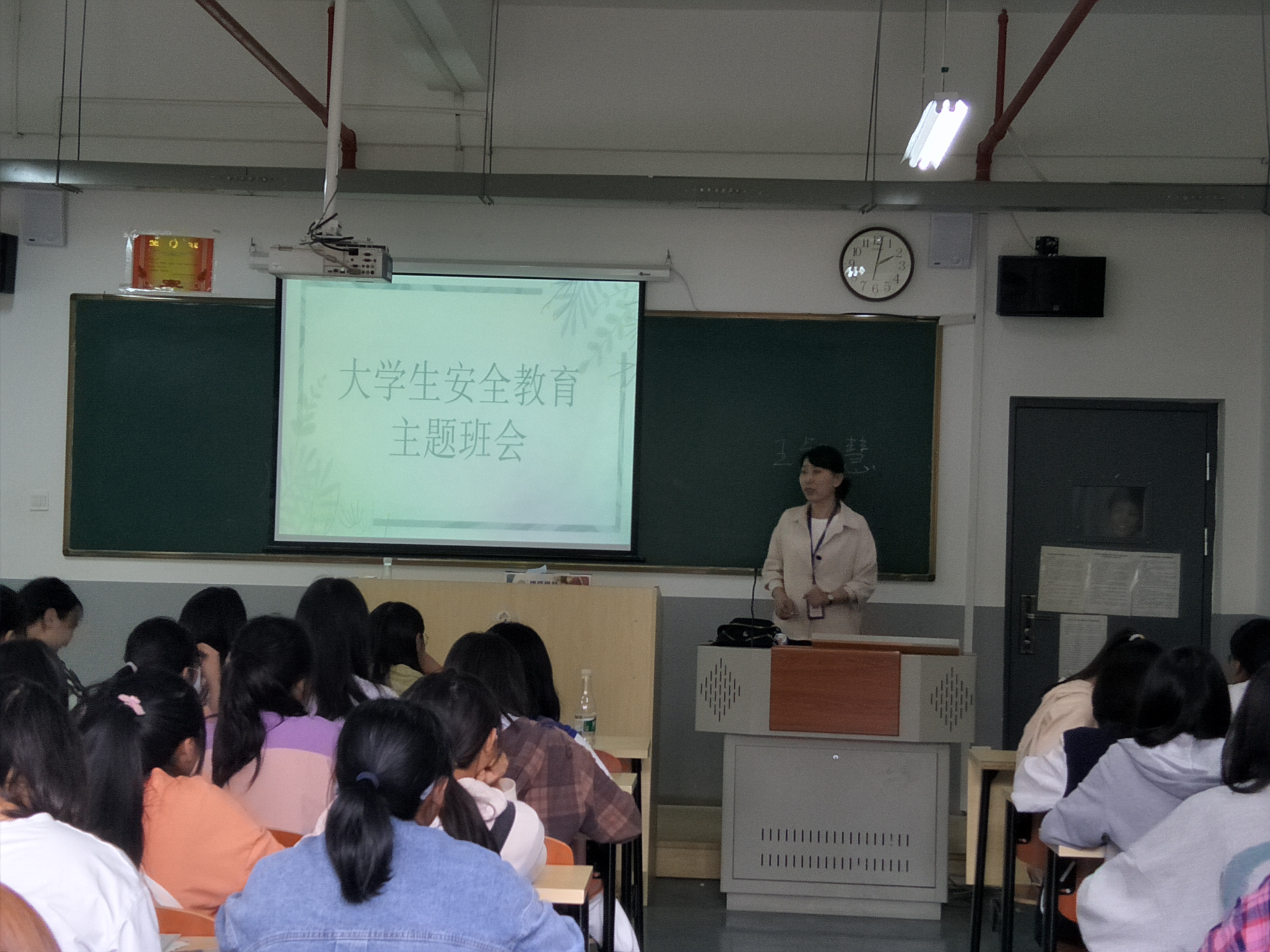 F47119745E49916C325B9C2A29E1AA3C.jpg F47119745E49916C325B9C2A29E1AA3C.jpg