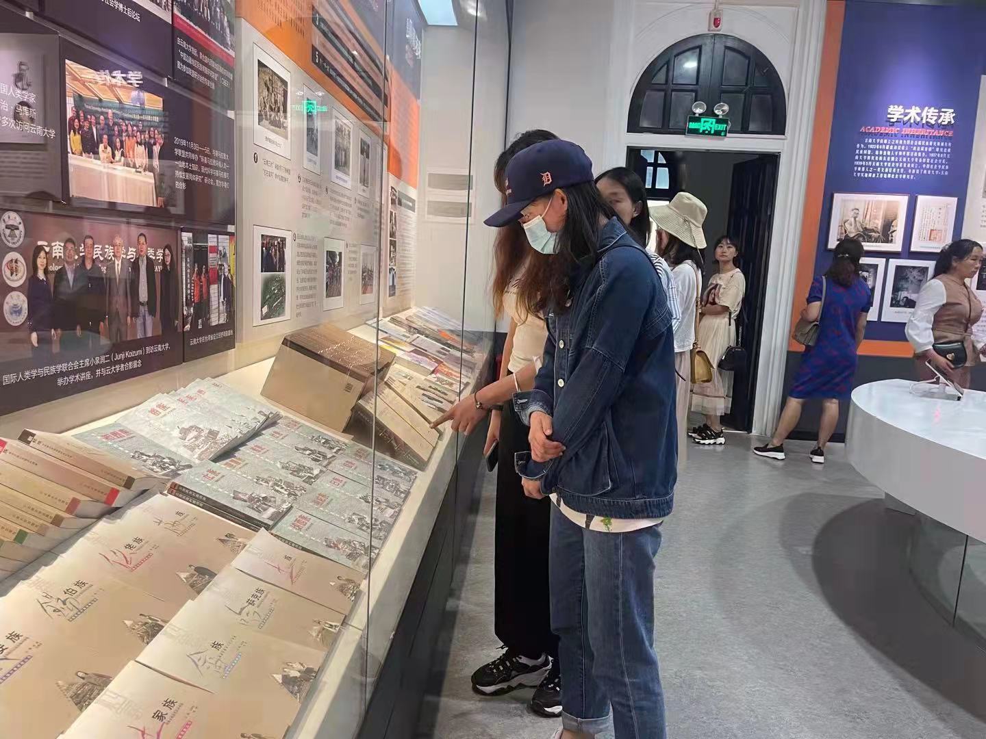 c9d59040ff402cc4b7b624af85e809d.jpg c9d59040ff402cc4b7b624af85e809d.jpg