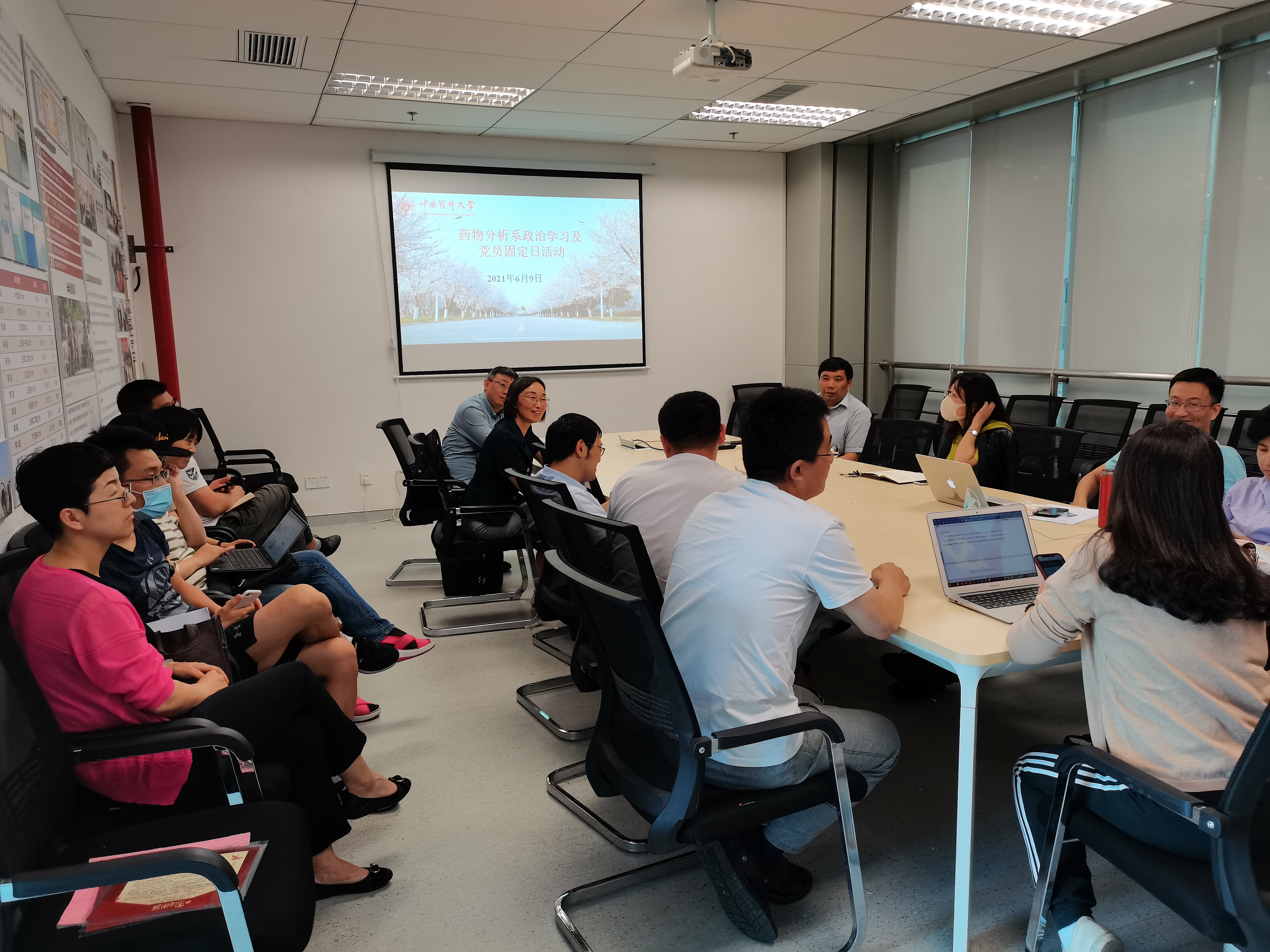 照片.jpg 照片.jpg