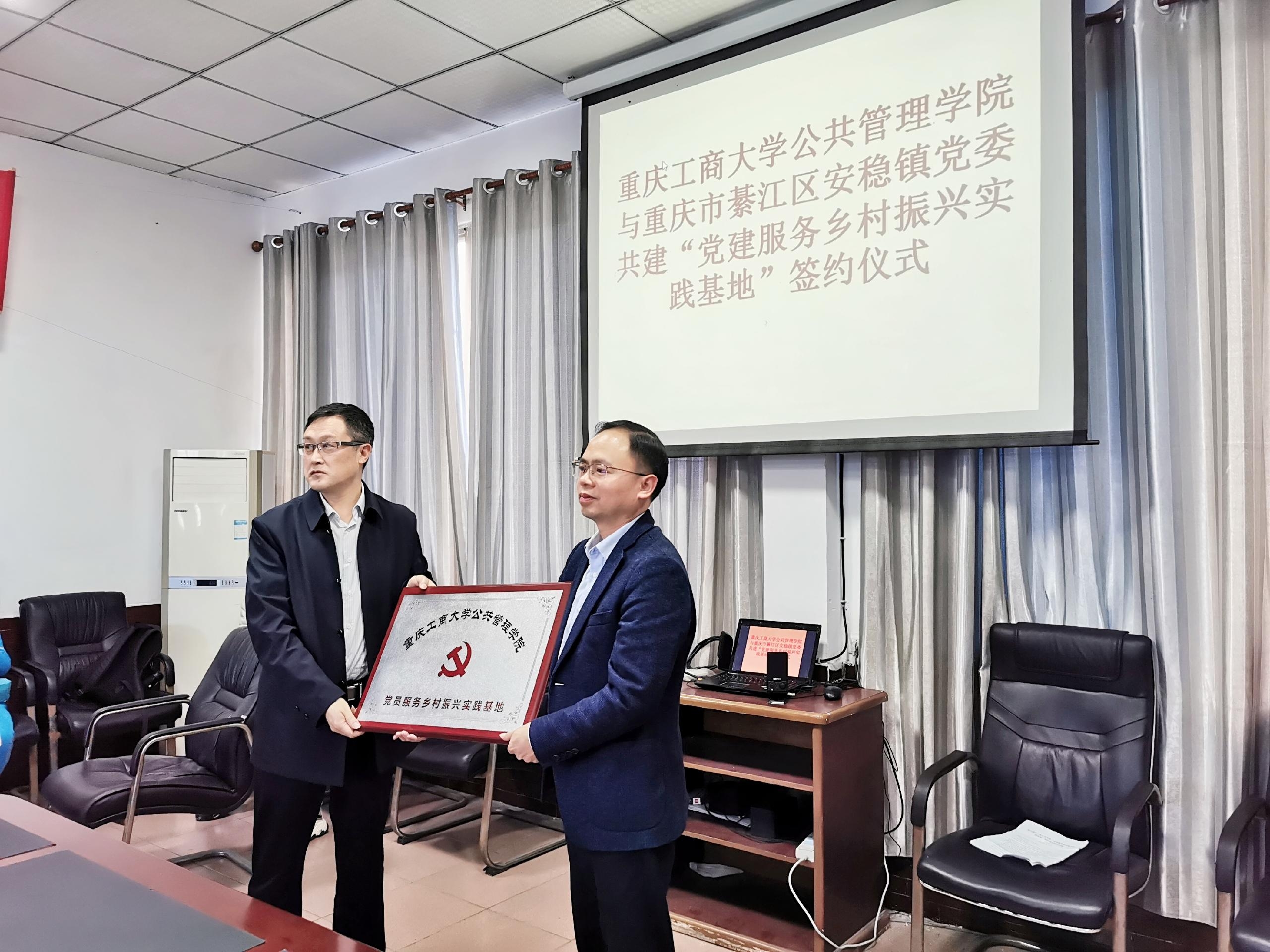 d7cecf4bc3db3c92b755c5c46c892a48.jpg d7cecf4bc3db3c92b755c5c46c892a48.jpg