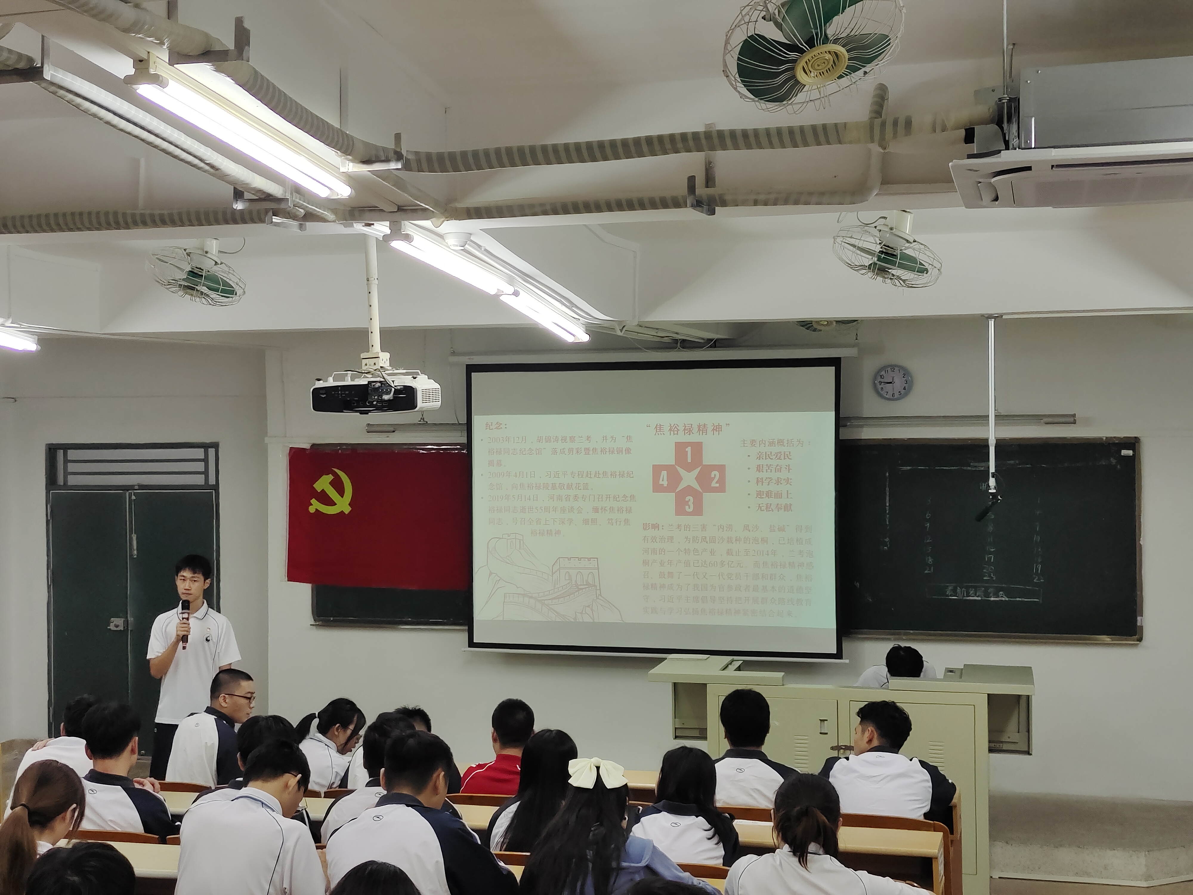 d22b94726a1806828cb3116ea64fcf2.jpg d22b94726a1806828cb3116ea64fcf2.jpg