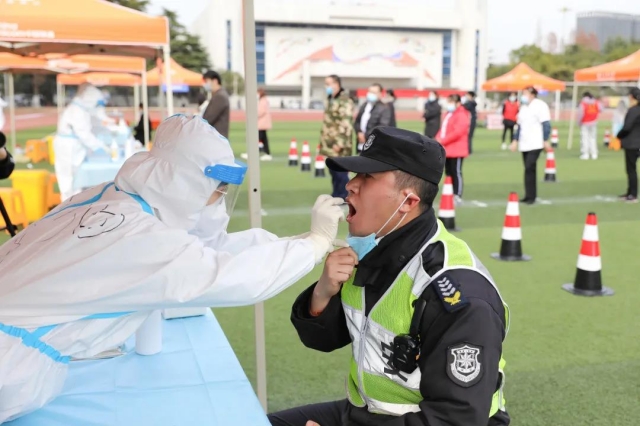 新冠肺炎疫情防控应急演练-核酸检测现场.jpg 新冠肺炎疫情防控应急演练-核酸检测现场.jpg