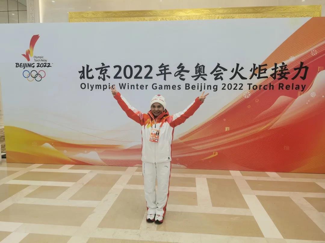 1985级水文与工程地质专业校友李晶华参加北京冬奥会火炬传递（二）.jpg
