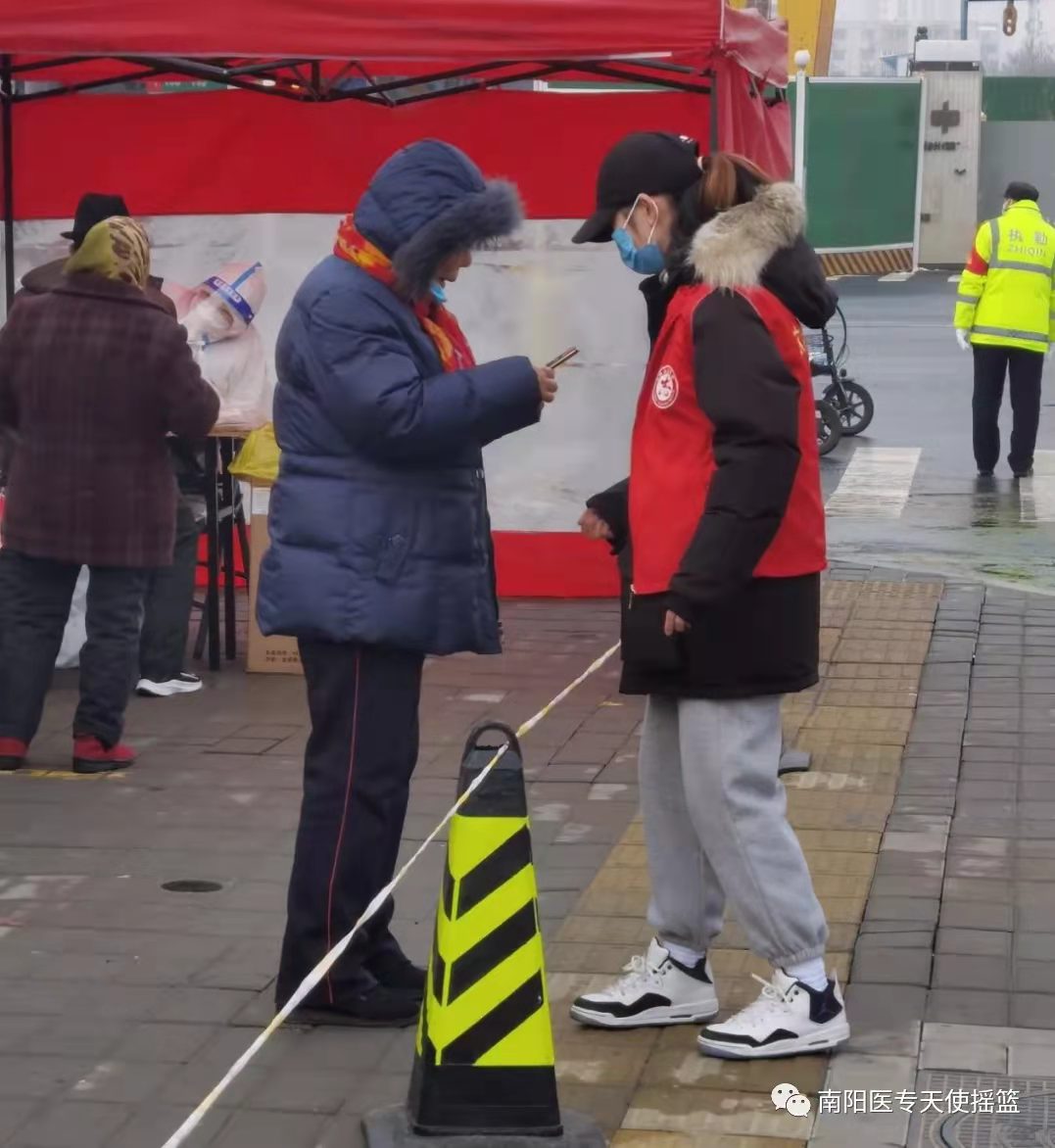 王冰洁.jpg 王冰洁.jpg