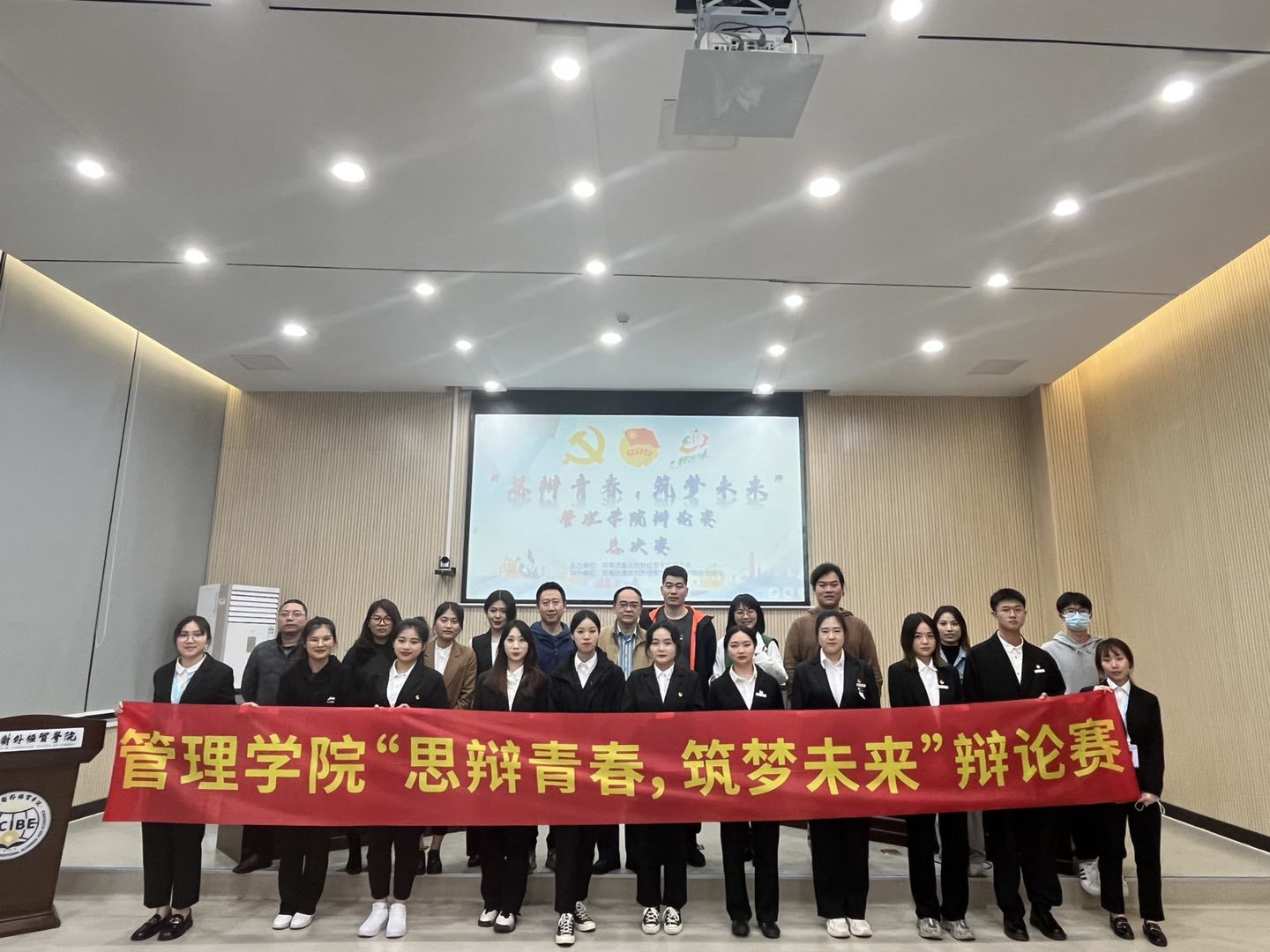 C93C7B11-C79F-4723-A0E8-4E963CA91309_big.jpg C93C7B11-C79F-4723-A0E8-4E963CA91309_big.jpg