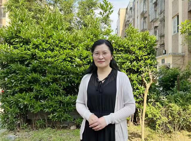 周步芳.jpg 周步芳.jpg