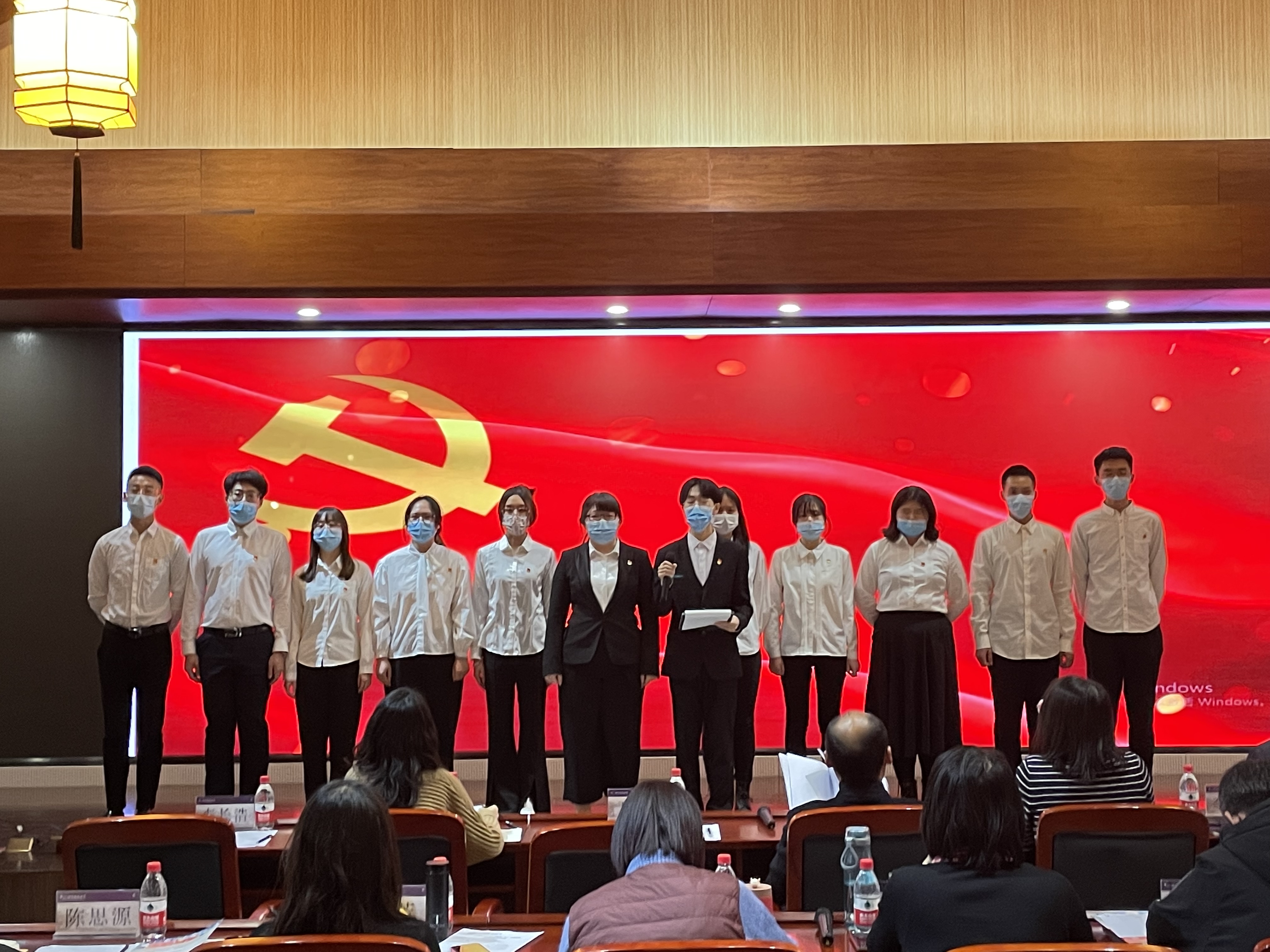 红色1+1答辩.jpg