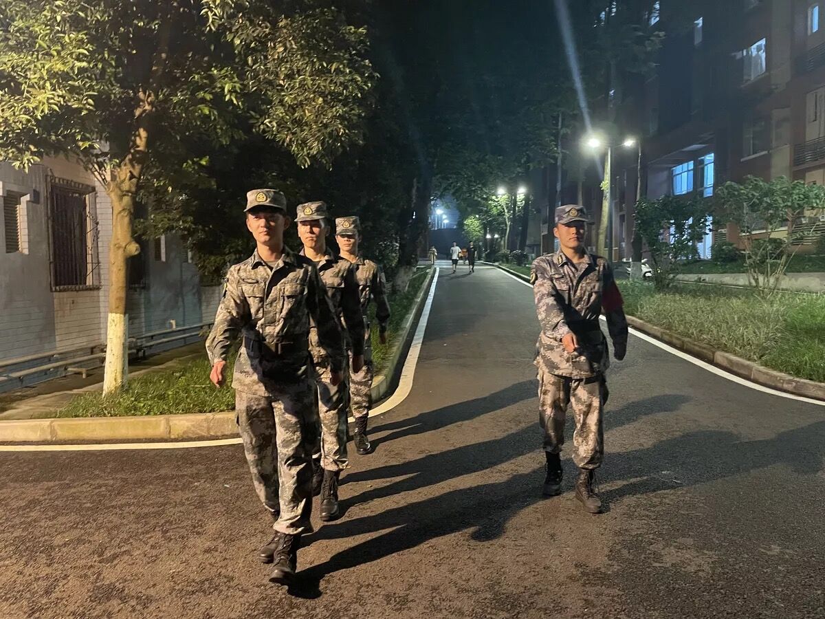 利剑班夜巡照片1.jpg
