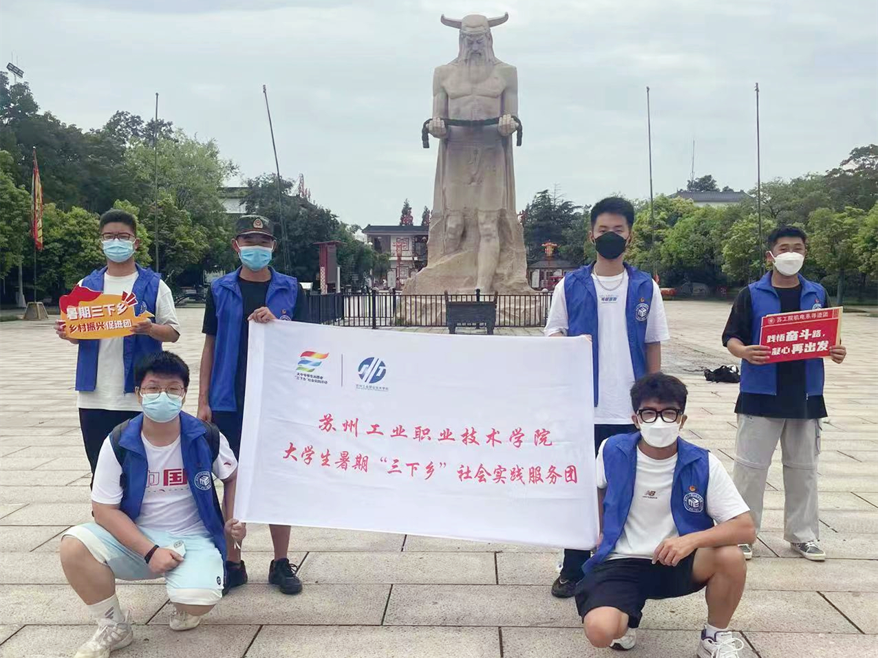 1(封面图).jpg 1(封面图).jpg