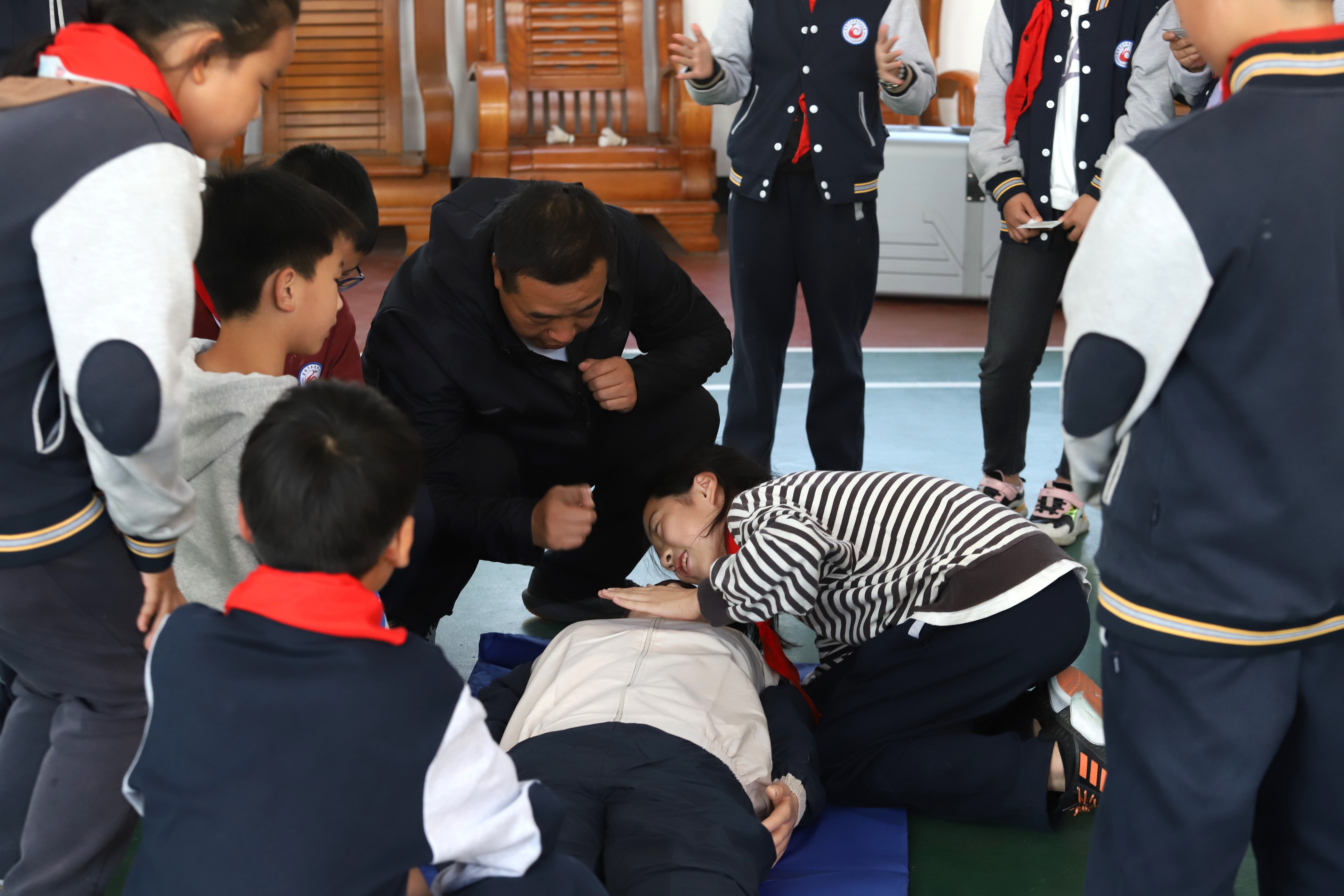 毛军平.JPG 毛军平.JPG