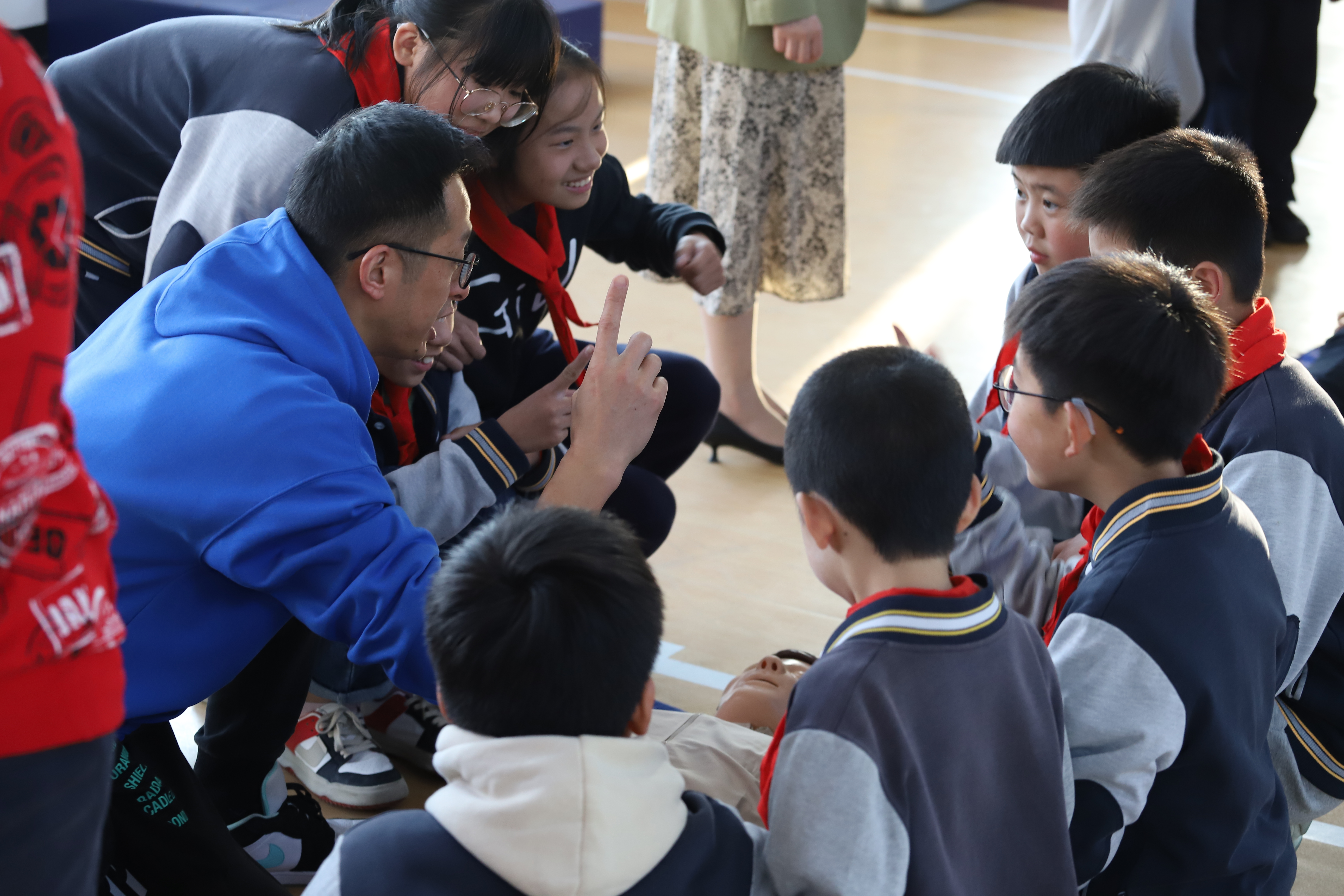 陈峰.JPG 陈峰.JPG