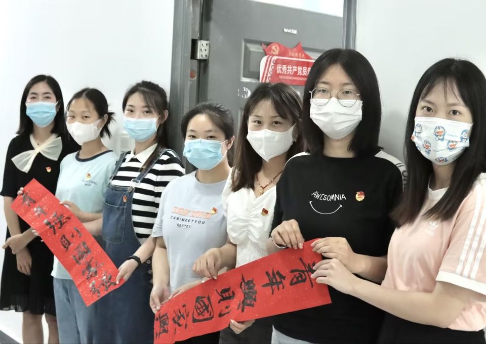 图片五.jpg 图片五.jpg