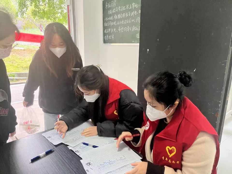 图片七.jpg 图片七.jpg