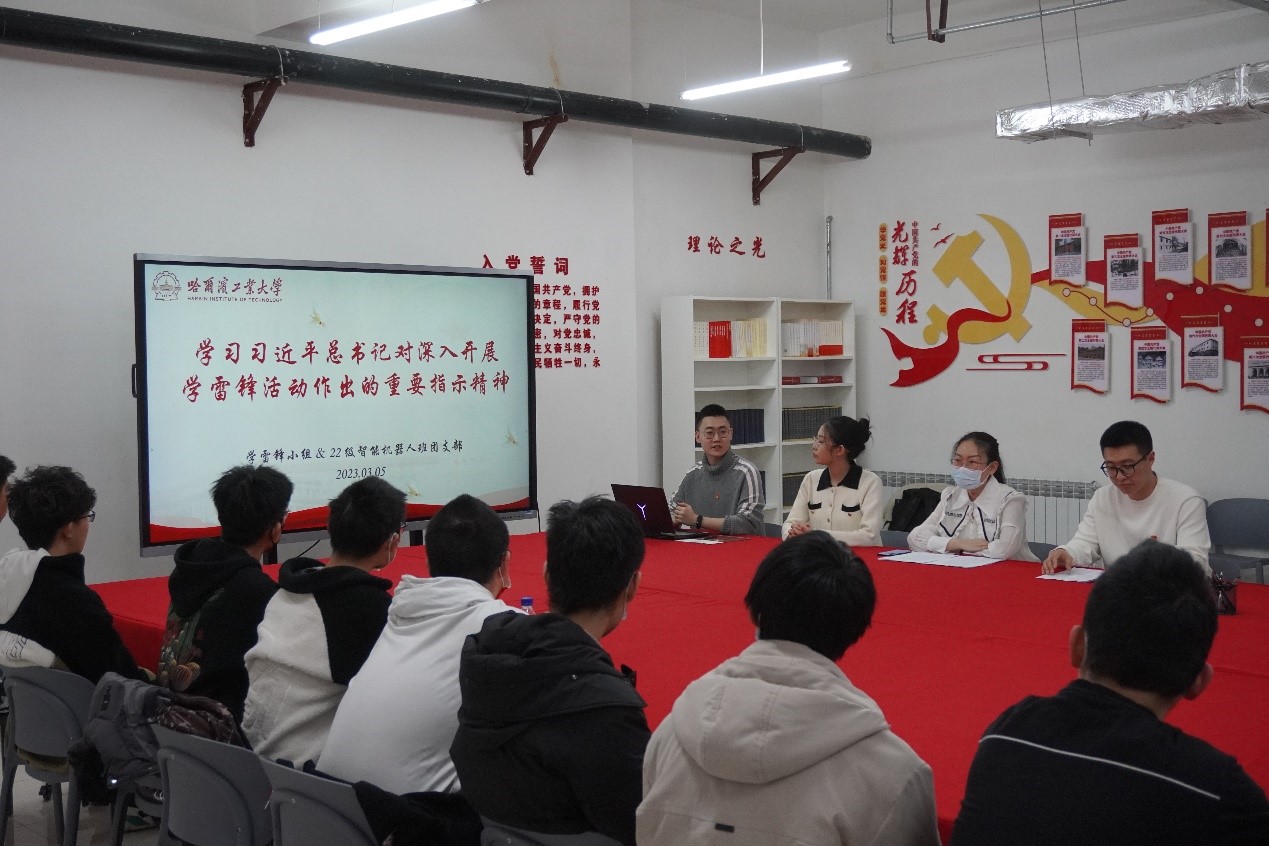 031002.jpg 031002.jpg