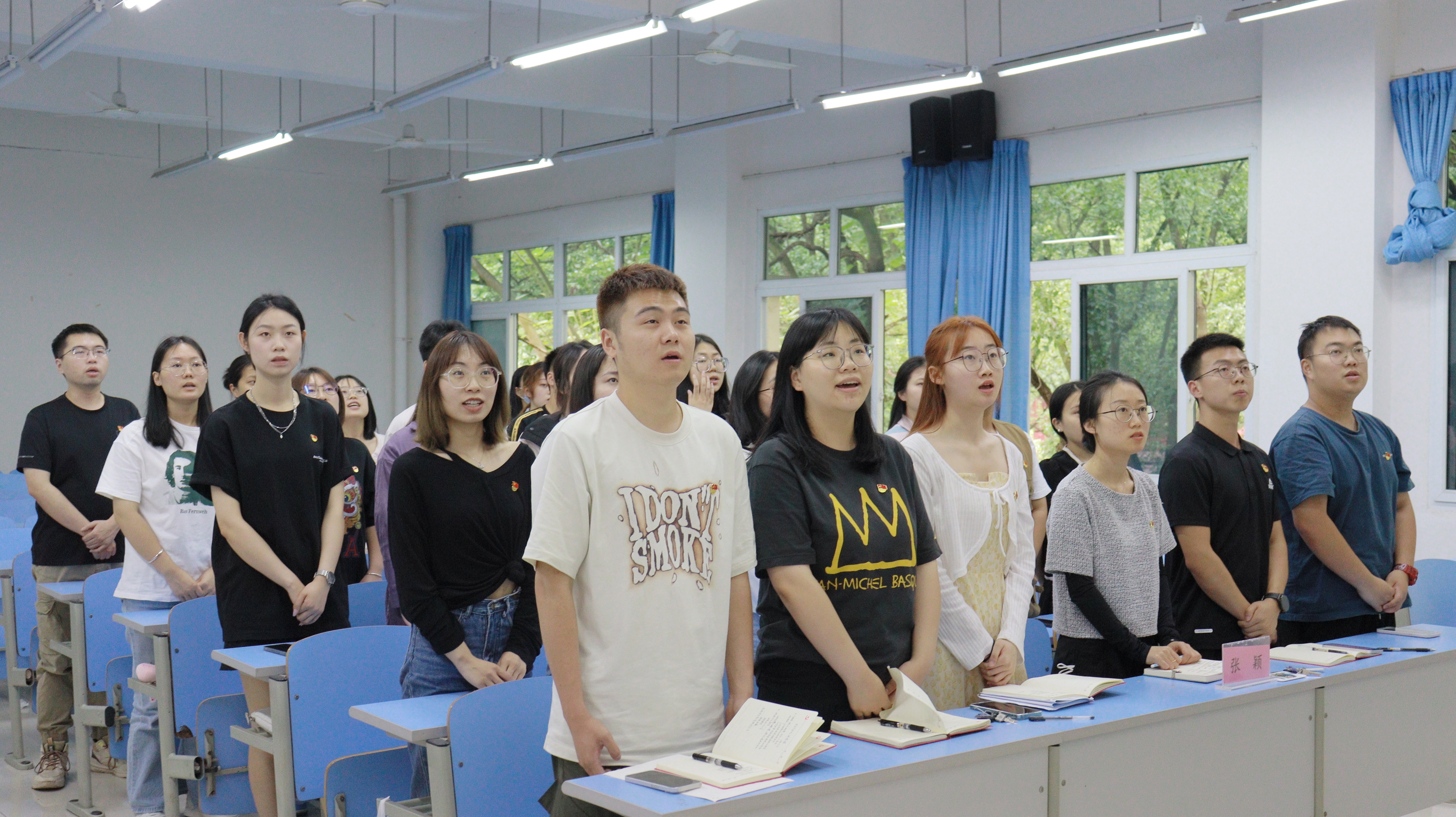 合照.jpeg 合照.jpeg