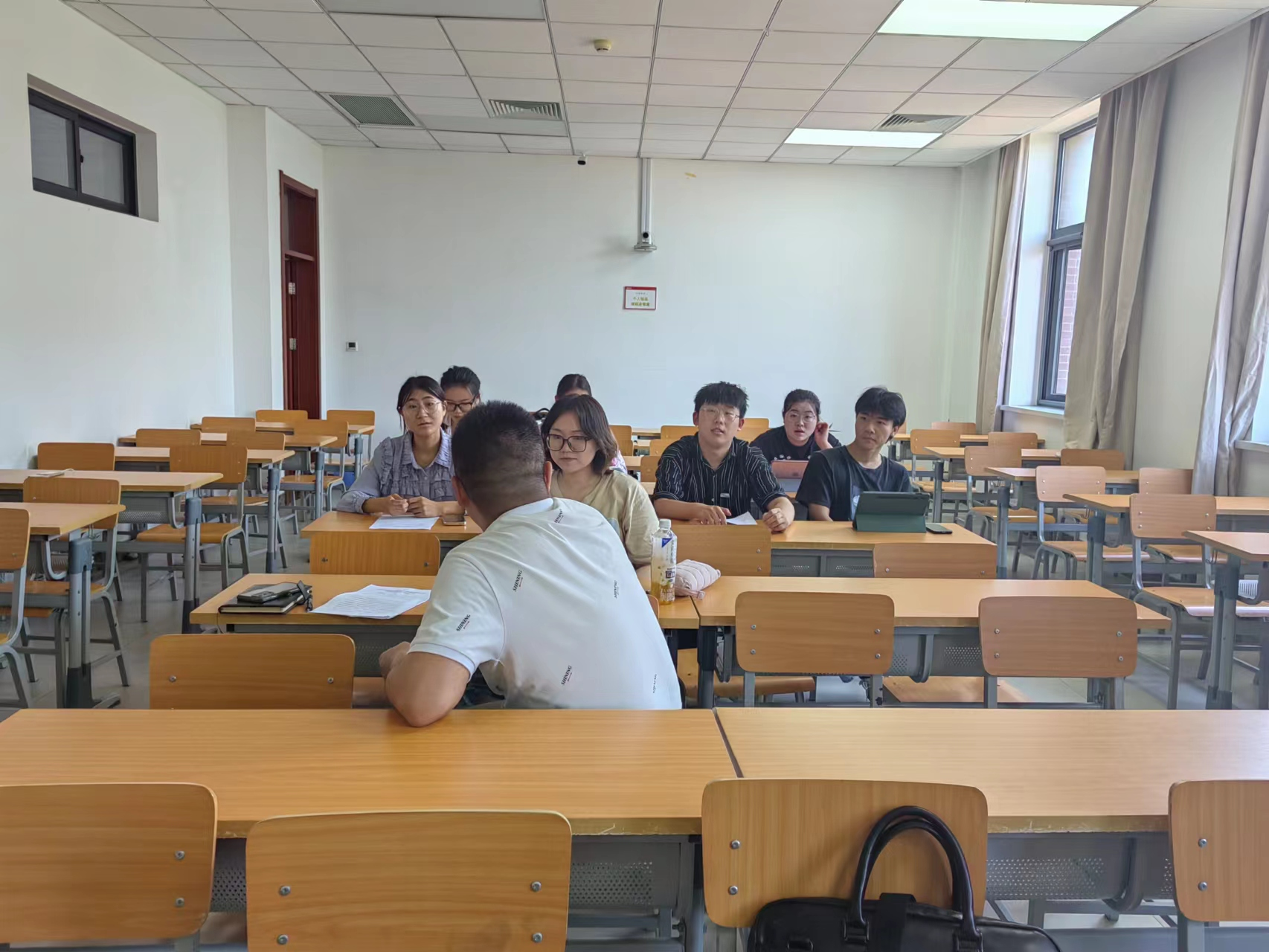 图片4.png 图片4.png