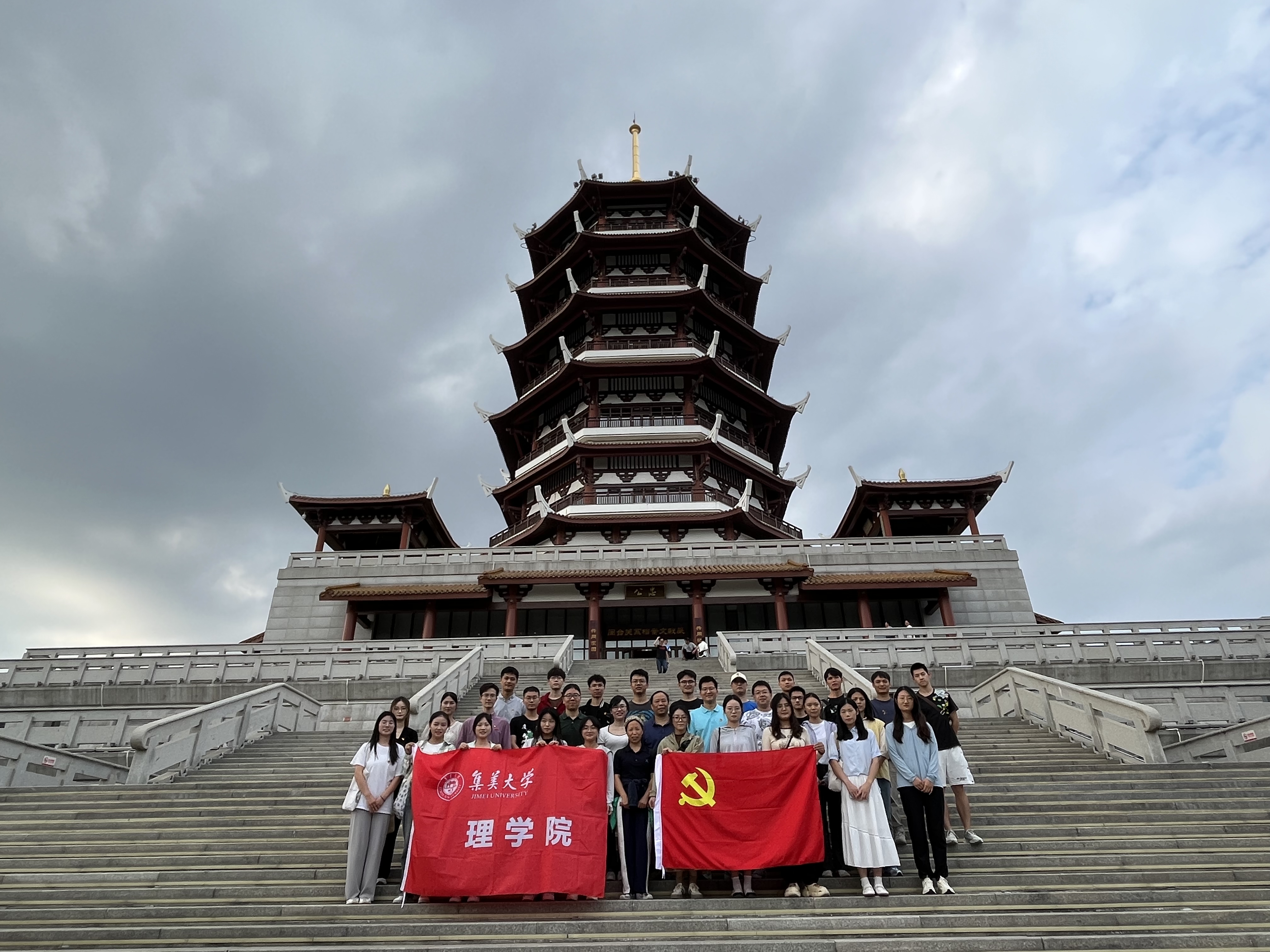 d3417546078b1b29c8e1fc8cfb40682.jpg d3417546078b1b29c8e1fc8cfb40682.jpg