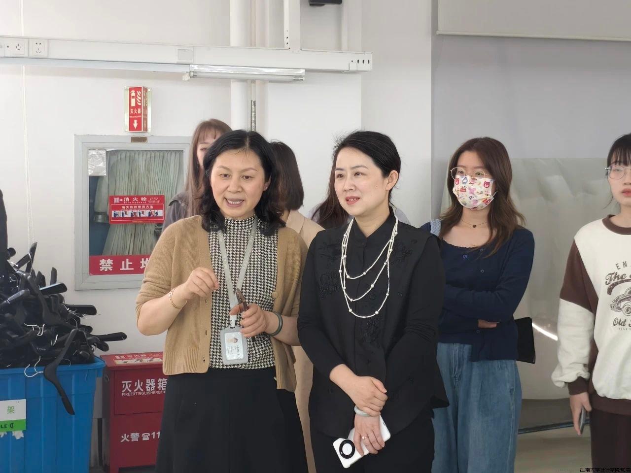学院师生参观之禾一期生产车间.jpeg 学院师生参观之禾一期生产车间.jpeg