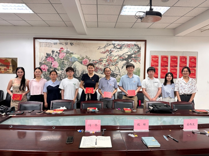 WDBHDPL2SZBI3KMY5C6H6IDZIE