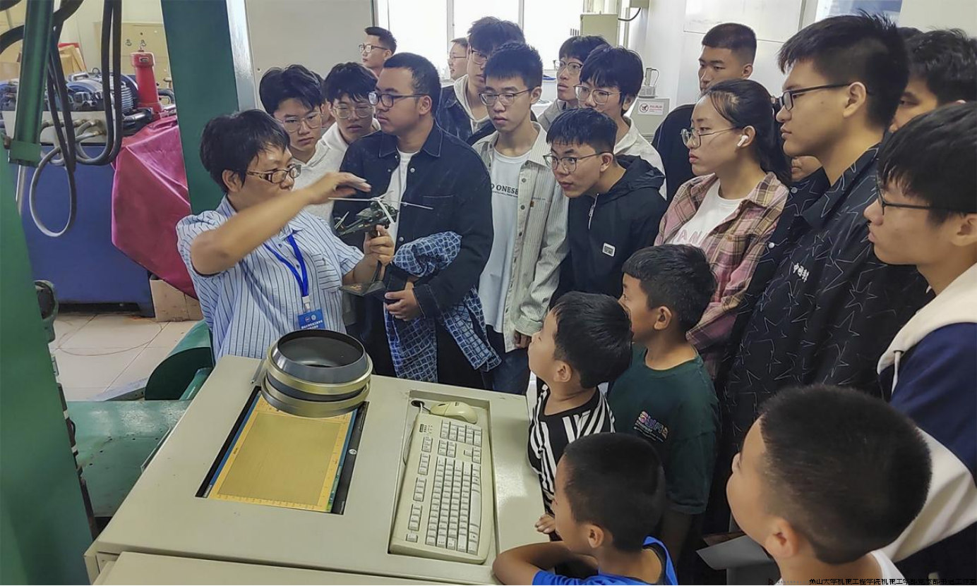 河北省国防科技科普示范基地现场.png 河北省国防科技科普示范基地现场.png