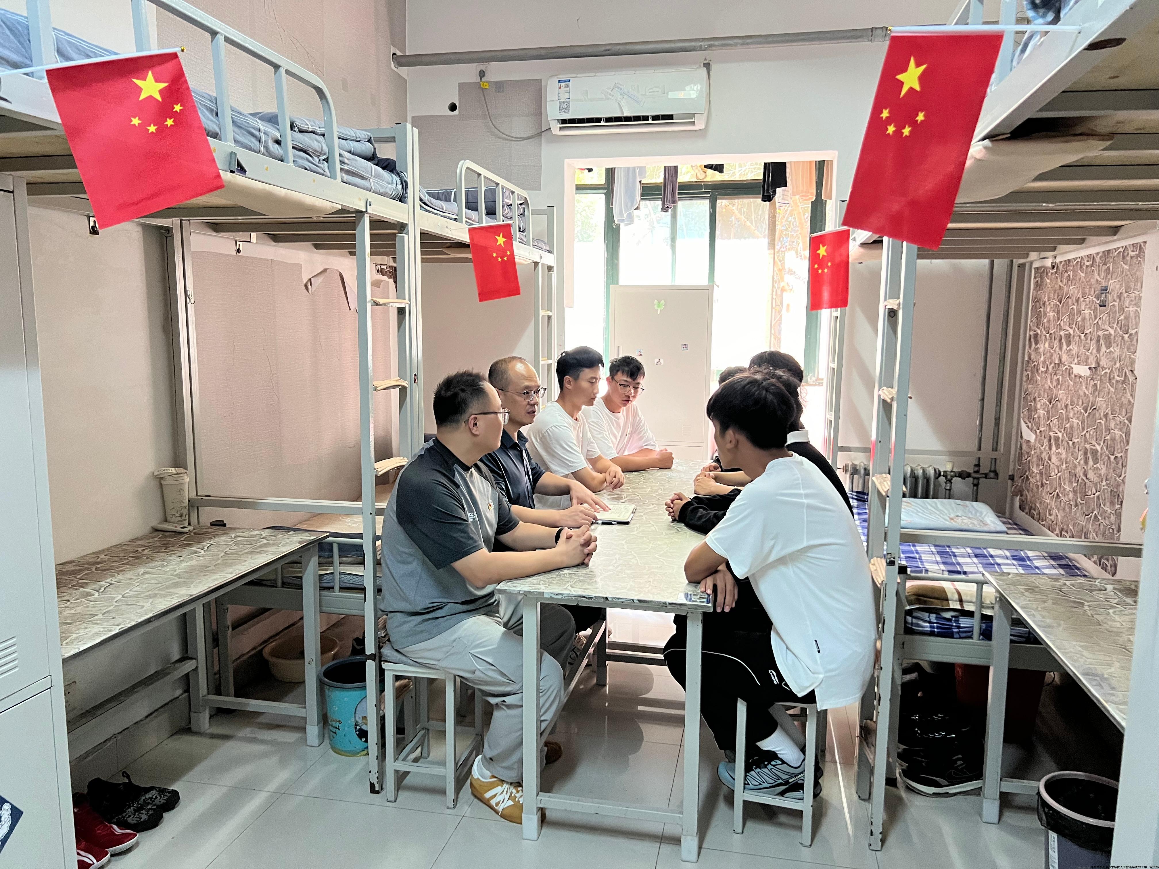魏书记.JPG
