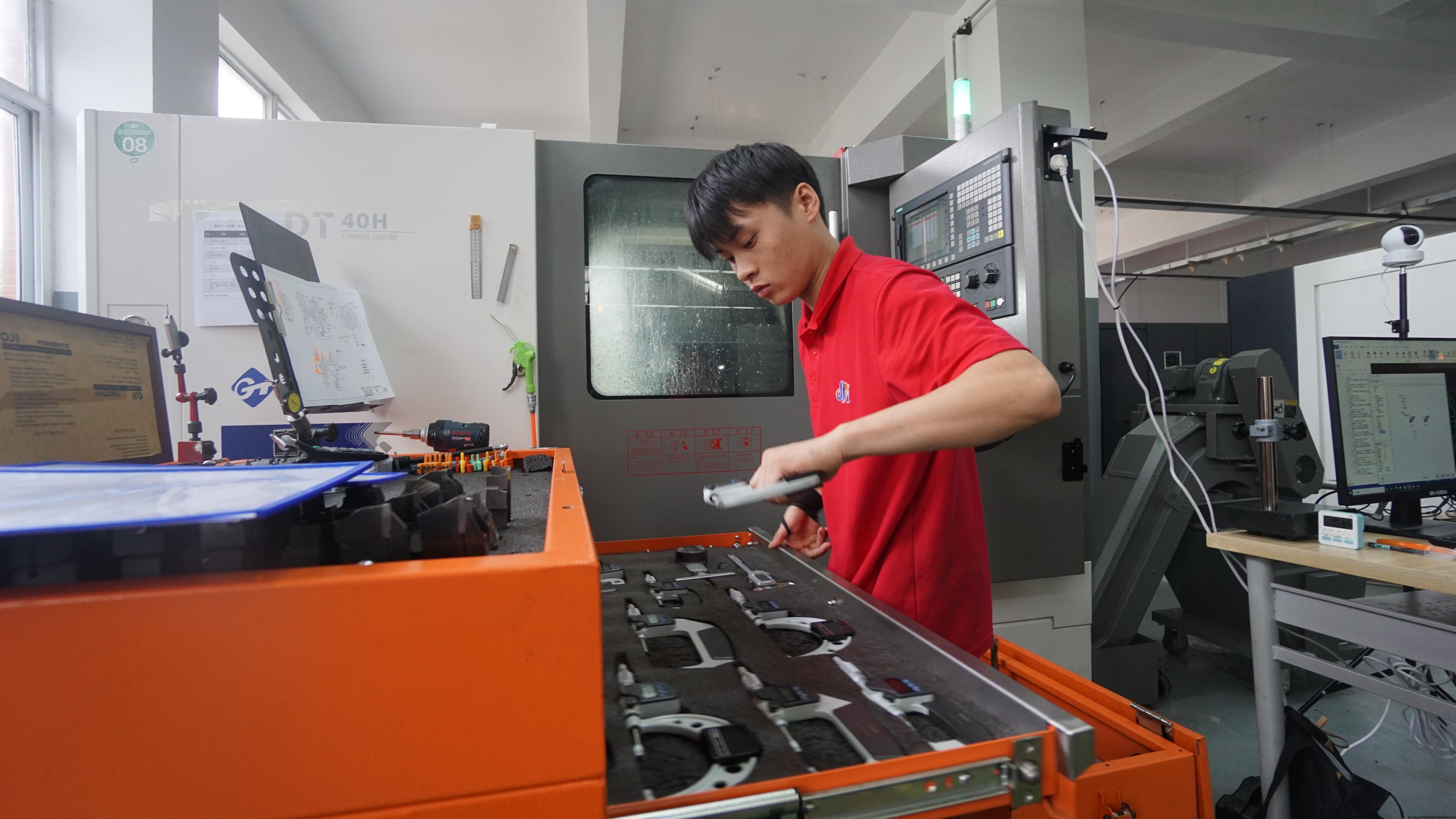 图片2.jpg 图片2.jpg